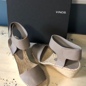 Vince Wedge Sophie, Lea